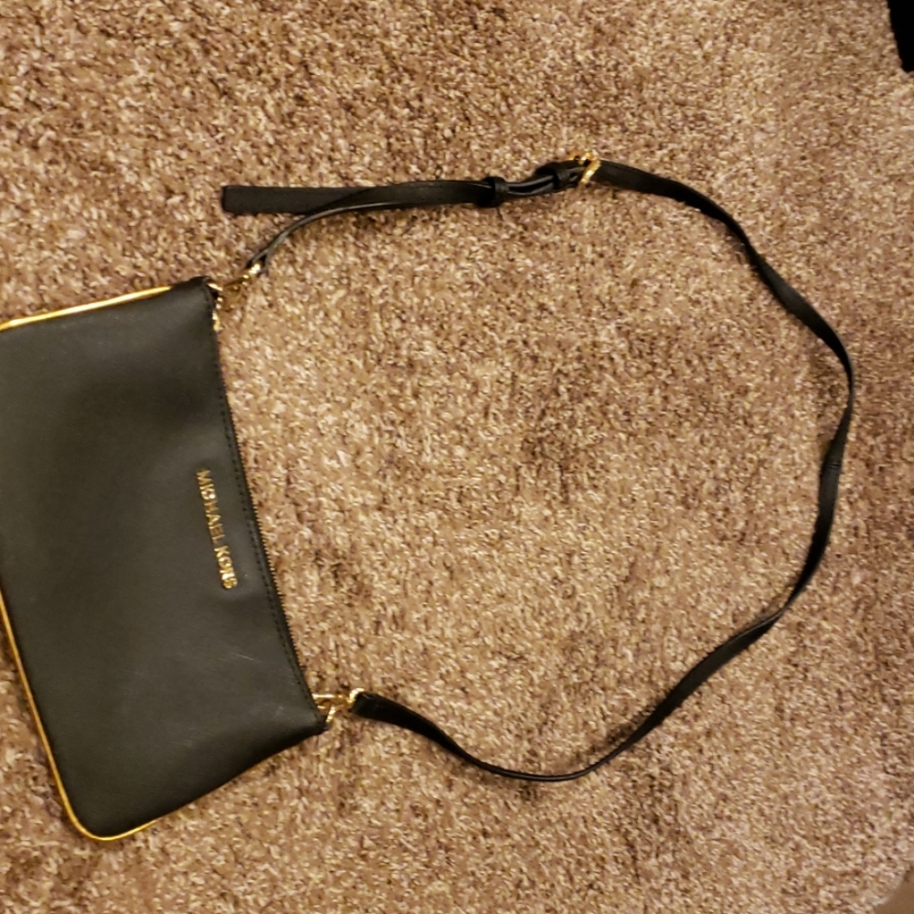 Michael kors cross bag